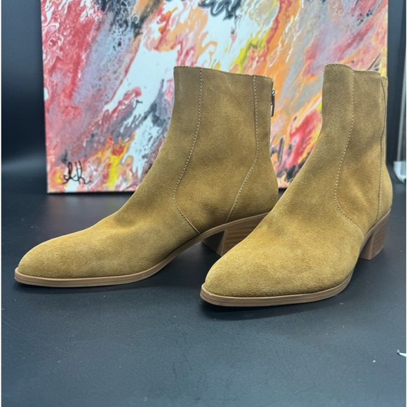 Suede Dolce Vita Avela Booties Camel SZ7 - Picture 13 of 13